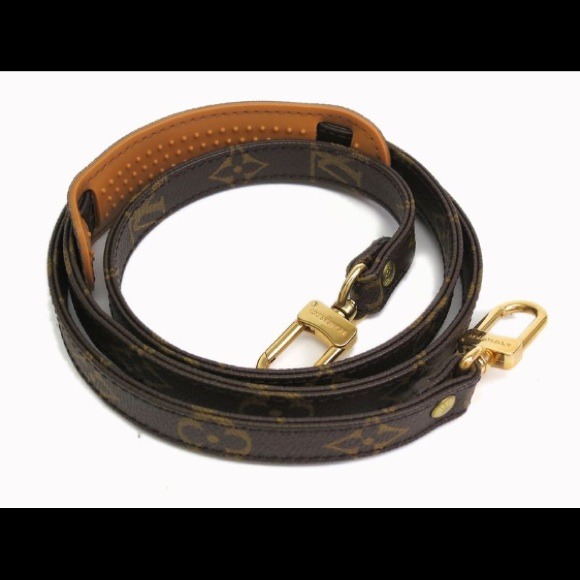 (ON HOLD FOR CHRISVALEN) AUTHENTIC LV MONO STRAP