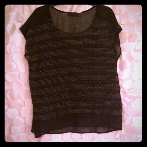 ❌❌ sold. The Limited Sheer Tee