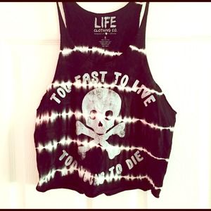 🎉HOST PICK🎉 tie dye graphic skull tee