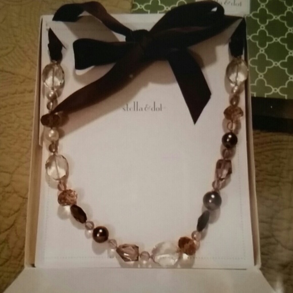 Stella & Dot necklace