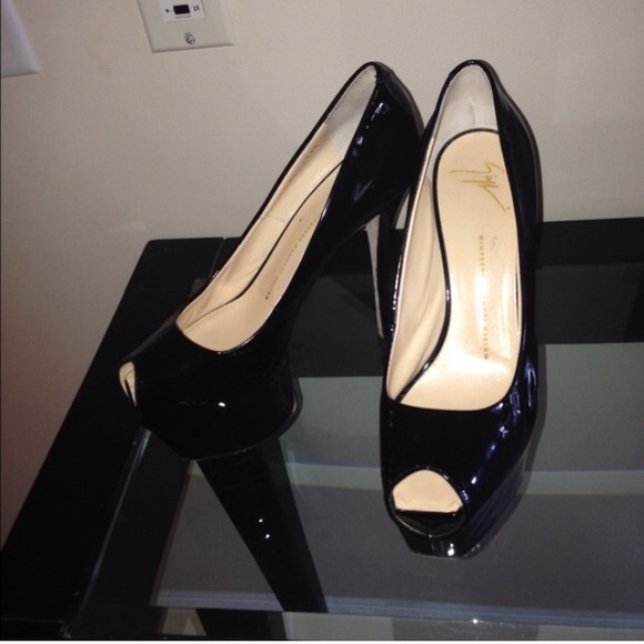 Black Giuseppe Zanotti