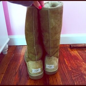 olive green tall uggs