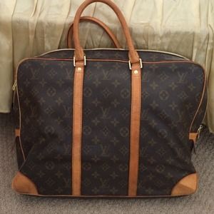 Luis Vuitton briefcase