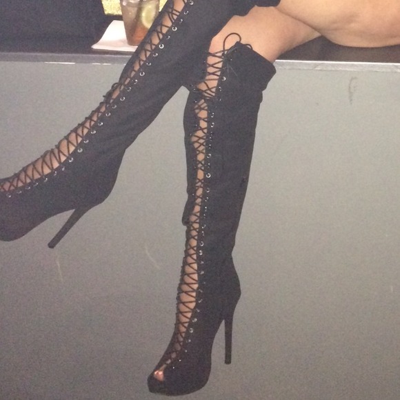 Lace up boots/ jersey dress bundle