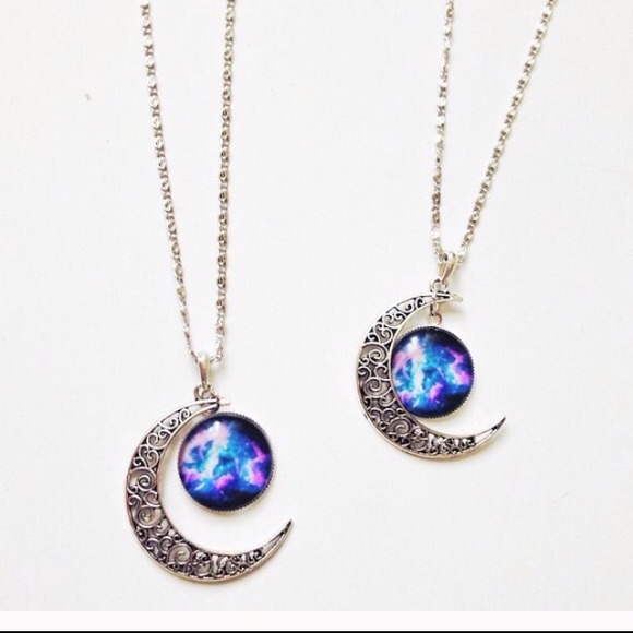 Crecent Moon Necklace
