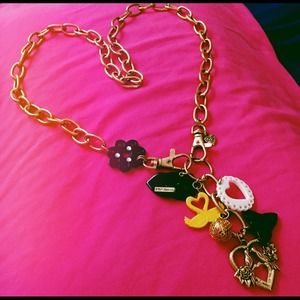 Betsey Johnson gold chain link necklace