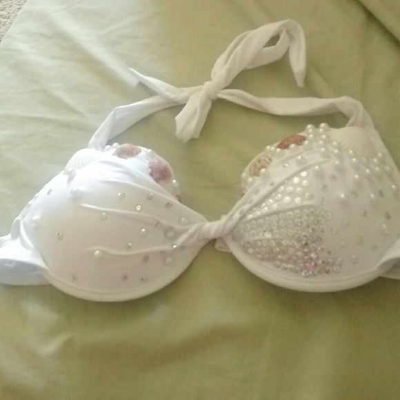 Super cute mermaid bikini top!!