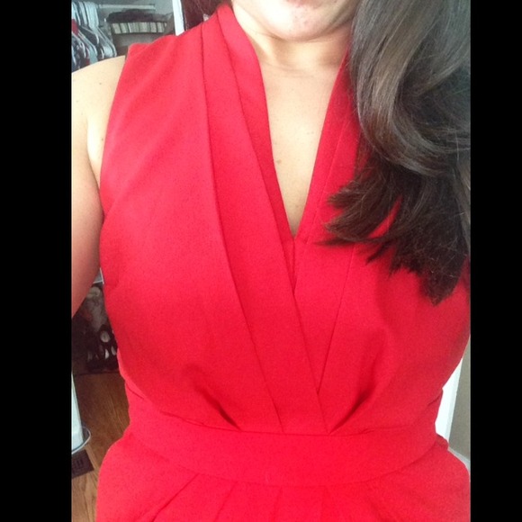 ✖️SOLD✖️ H&M Red Cocktail Dress - Picture 3 of 4