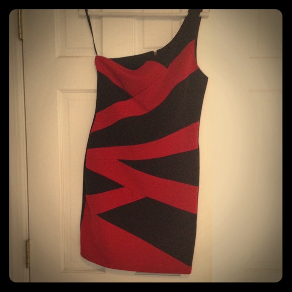 Black and red one shoulder dress