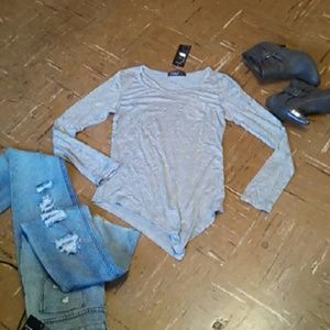 *FLASH SALE* Gray assymetrical top