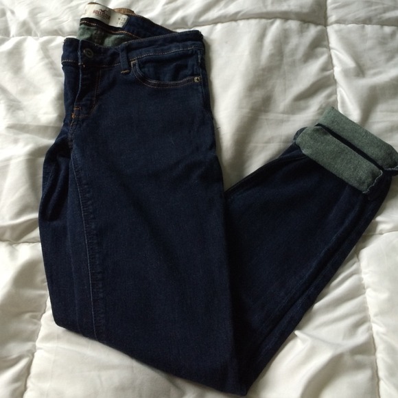 Dark Hollister skinny jeans