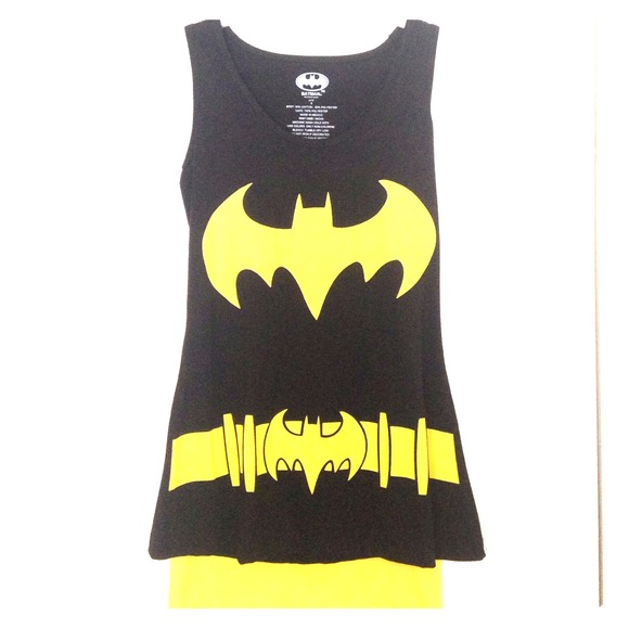 🚫🚫sold🚫🚫Batman Tshirt with Cape