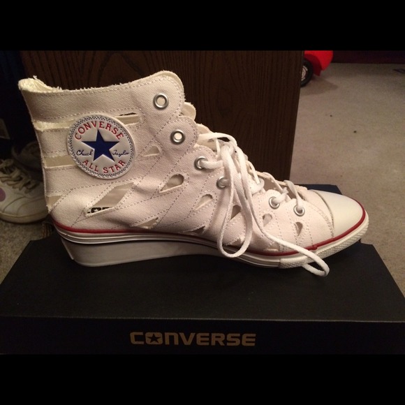 Converse Hi-Ness white cutout sz 9 - Picture 2 of 2