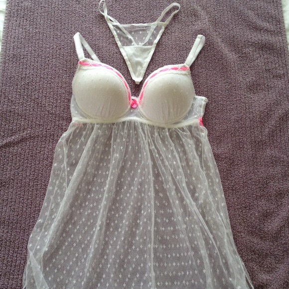 White and pink lingerie set