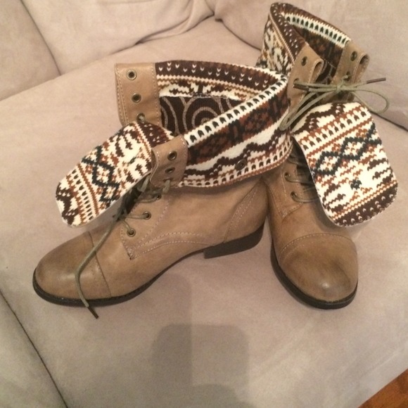 Tan Ankle Boots with Flap over the shoe strings 🍂