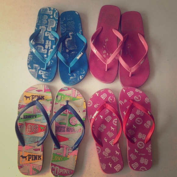 VS PINK Flip flop bundle! Assorted colors/sizes