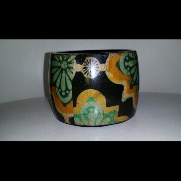 Sold ❌❌❌❌Wooden Bangle - Picture 1 of 2
