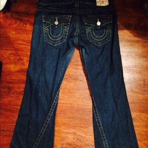 Adorable True Religion Jeans size 29!