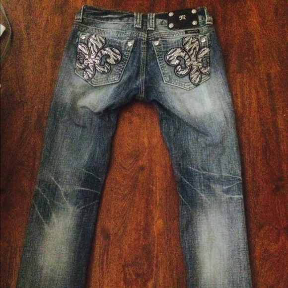 Beautiful Miss Me's size 26! - Picture 1 of 4