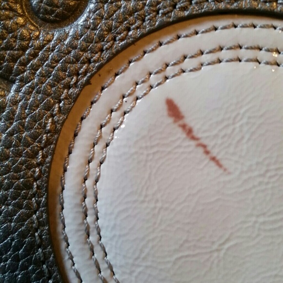 *SOLD* Signature Pieced Patchwork Maggie Hobo - Picture 4 of 4