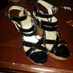 Qupid strappy heels size 11