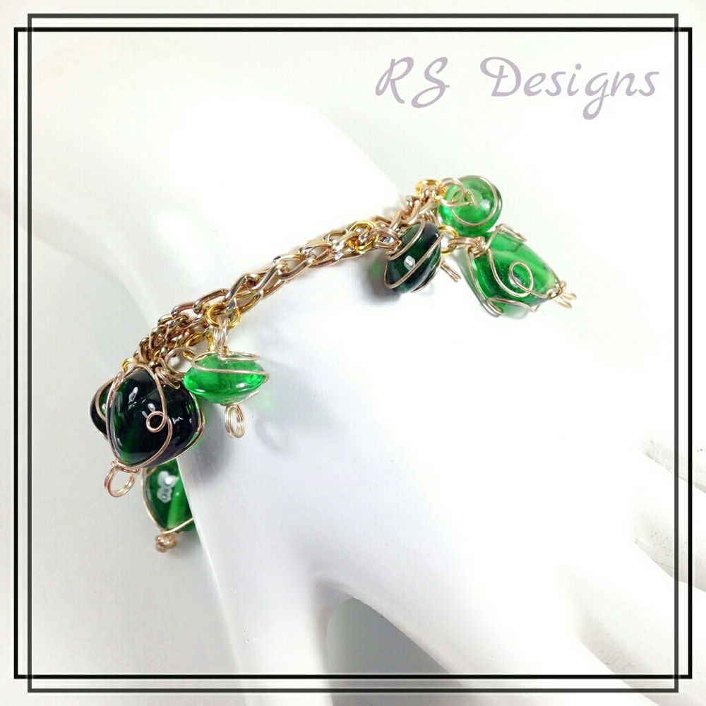 Emerald Green & Gold Charm Bracelet