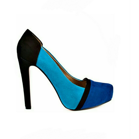 BCBGENERATION PERRIES-AZUL & BLACK PUMP