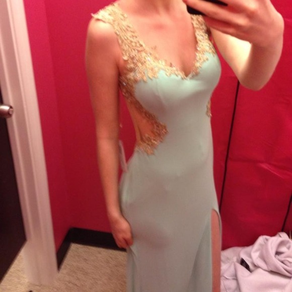 SHERRI HILL PROM DRESS - Picture 2 of 4
