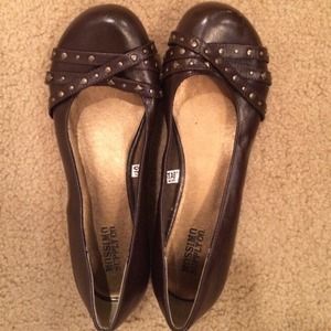 Mossimo brown flats