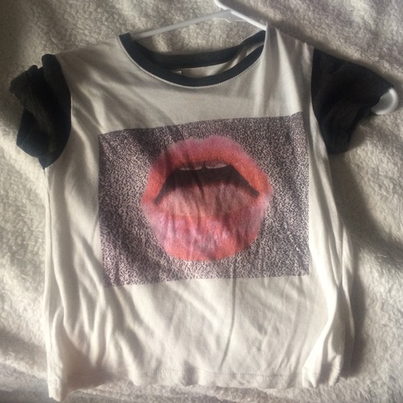 Brandy melville crop top