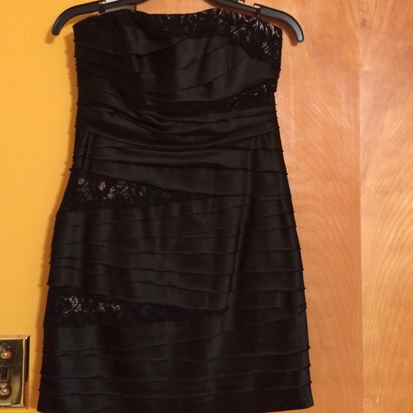 Black strapless bebe dress