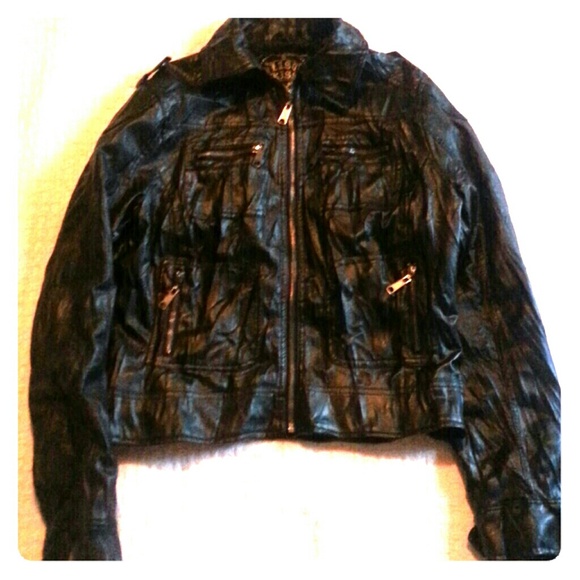 Fashionable All Black Pleather Coat