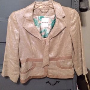 Metallic gold crop blazer