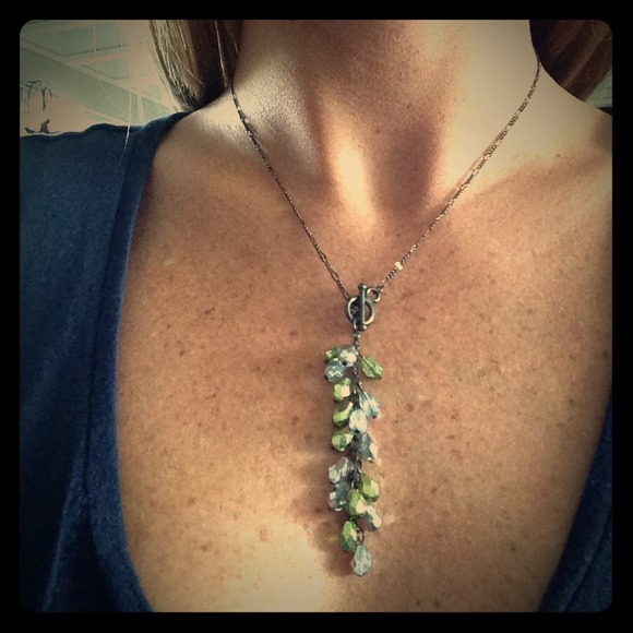 Chain Necklace w/ Beaded Pendant