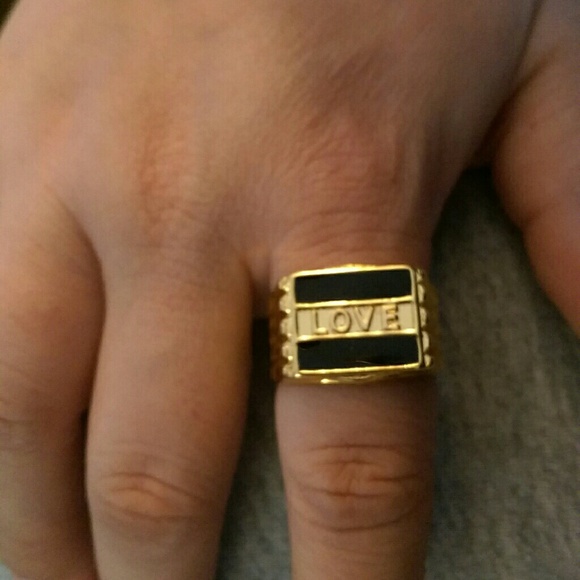 Men's ring