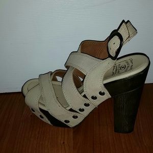 Lucky Brand heeled sandals