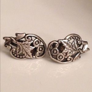 Vintage Sterling silver antique floral earrings