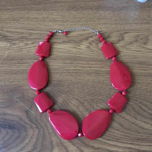 Gorgeous Red Statement Necklace