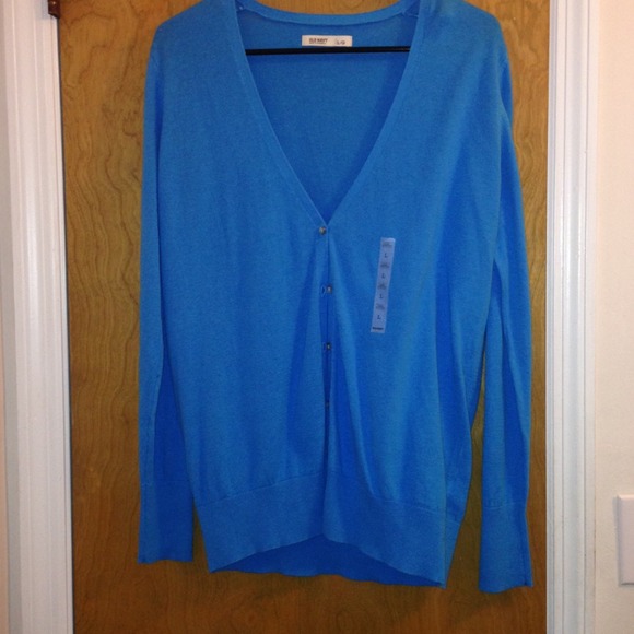 💟SOLD💟Blue cardigan sweater NWT