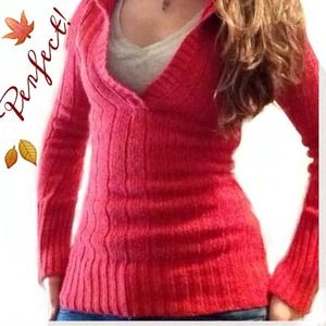 ❤️Red hooded sweater!