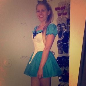 Alice in wonderland costume