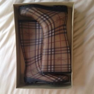 Burberry Rainboots