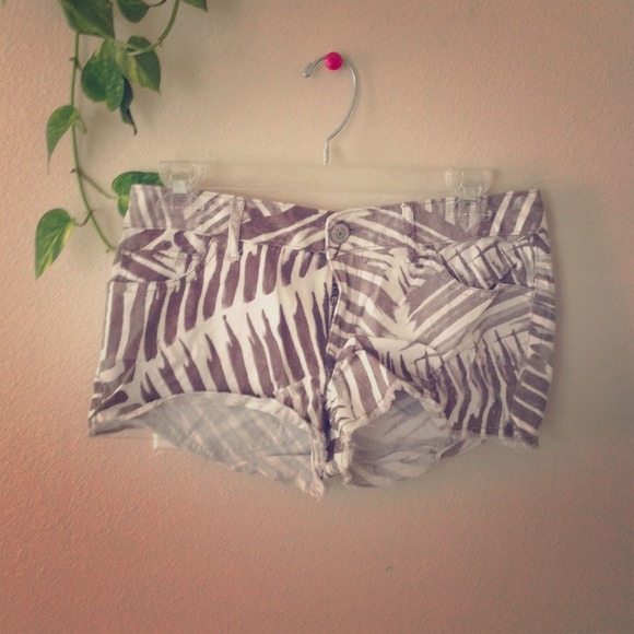 A brown denim short!