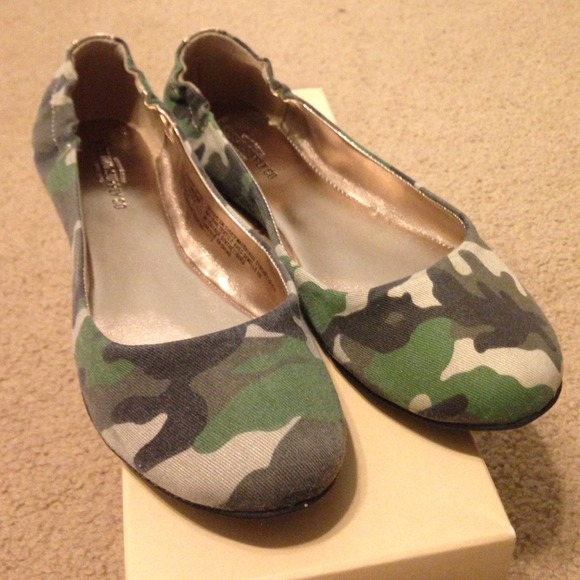 Missimo Supply Co. Camo Flats