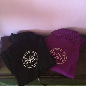 Michael Kors  set of two sweaters