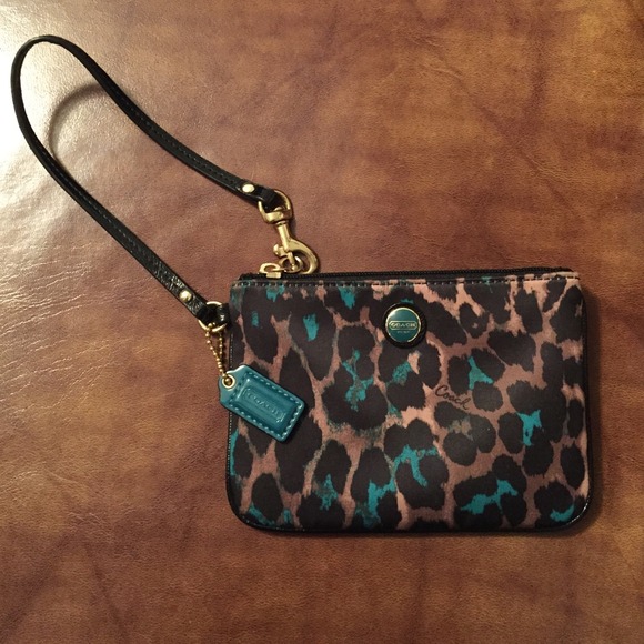 Authentic Coach Wristlet!