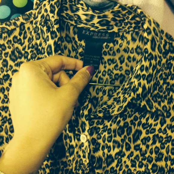 Express shirt - Picture 3 of 4