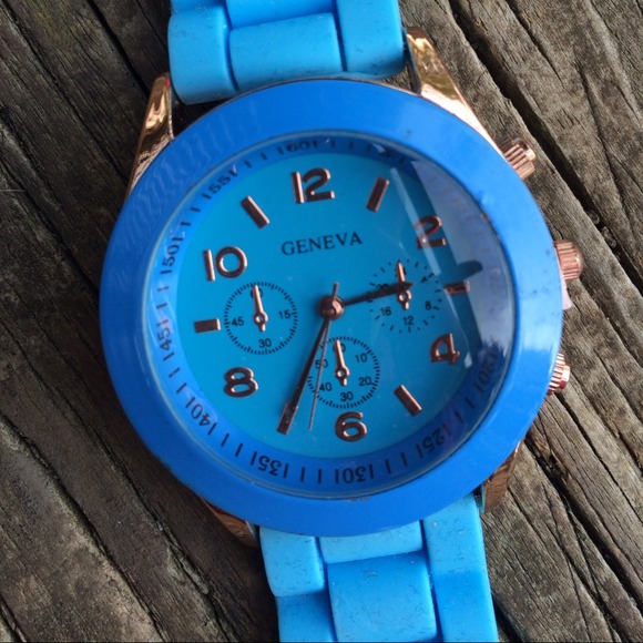 Women's Geneva silicone watch