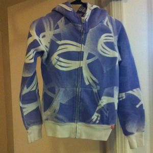 Aritzia hoodie!! Will negotiate! Cute TNA hoodie!!