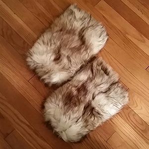 Faux fur boot covers